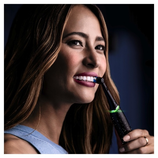 Oral-B električna četkica iO10 Black Special Edition