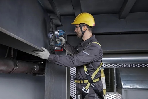 BOSCH Professional udarni stezač GDS 18V-780 2x5Ah, GAL 18V-40