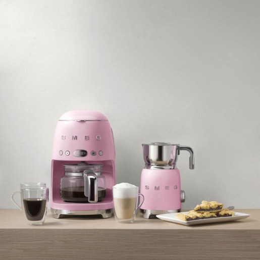 Smeg aparat za filter kavu, pink