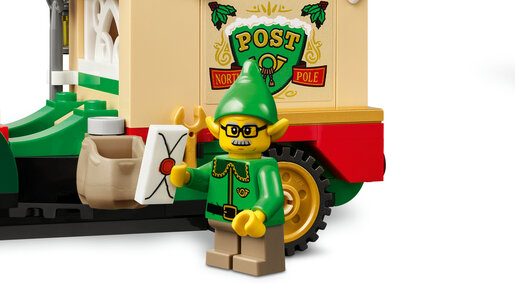LEGO® Santa's Delivery Truck 40746