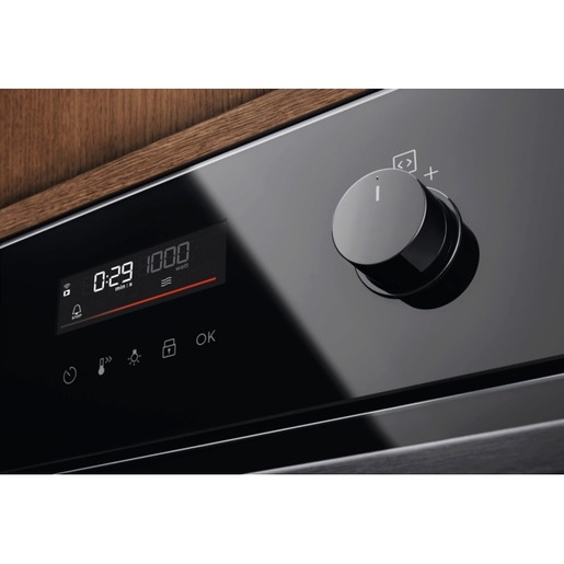 Electrolux mikrovalna pećnica LVM6E46Z