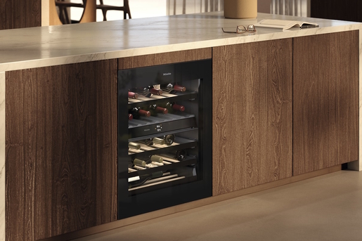 Miele hladnjak za vino KWTUS 7096 E