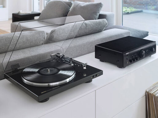 Denon DP300FBK, gramofon, crni