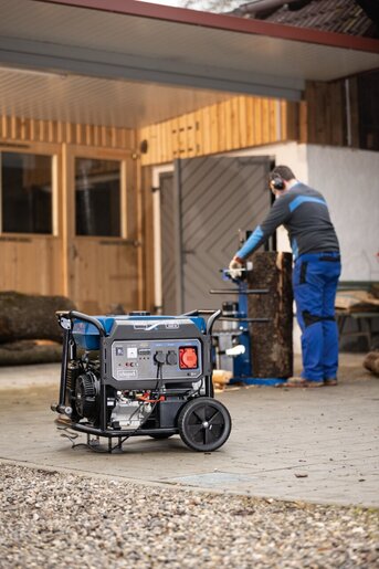 SCHEPPACH benzinski generator SG7100X 420 cm³ motor, 5400W