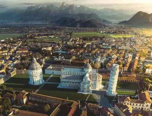 Ravensburger 2000 kom puzzle Pisa & Mount Pisano