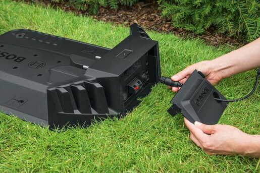 BOSCH aku robotska kosilica Indego M+700, 18V, 19cm, 75min