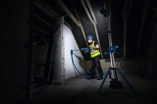 BOSCH Professional aku stupna svjetiljka GLT 18V-5000lm, SAMO ALAT, karton