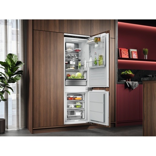 AEG hladnjak TC9VS181BC