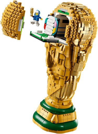 LEGO® FIFA World Cup™ službeni trofej 43020