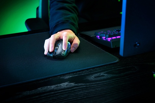 Razer Naga V2 HyperSpeed bežični optički miš, 30000 DPI, crni, RZ01-03600100-R3G1