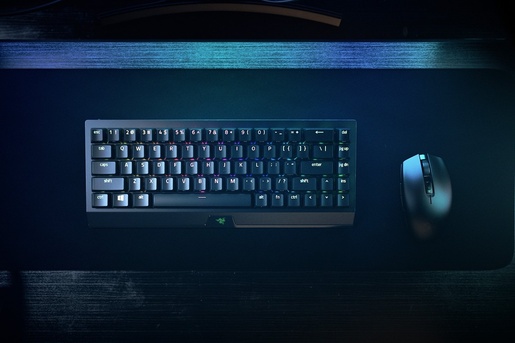 Razer BlackWidow V3 Mini HyperSpeed, Yellow switch, US ANSI, bežična mehanička tipkovnica, veličina 65%, RZ03-03891900-R3M1