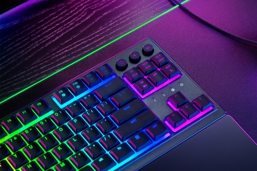 Razer Ornata V3 Tenkeyless, US ANSI, žična membranska low-profile tipkovnica, veličina TKL, RZ03-04880100-R3M1