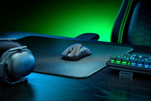 Razer DeathAdder V3 Pro bežični ergonomski esports optički miš, 30000 DPI, crni, RZ01-04630700-R3M1