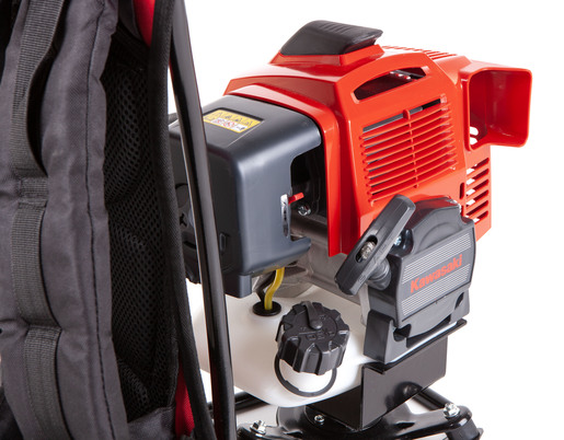 ADK motorni trimer za travu GTB530KB, 2.72 KS, 53.2 cm3, 3000 o/min, sjekač + nož, leđno nošenje