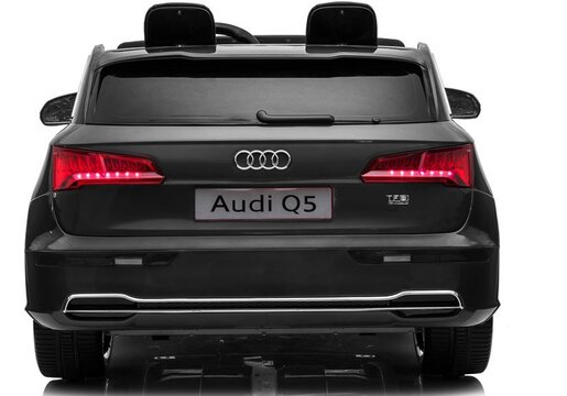 Licencirani Audi Q5 dvosjed crni lakirani - auto na akumulator