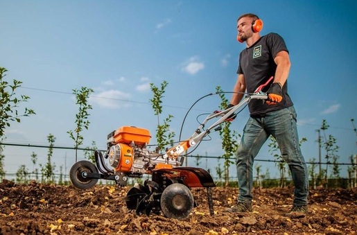 VILLAGER motorna kopačica VTB 8421 PRIME, 5,2kW, 3600 o/min., 212 cm3, 65kg