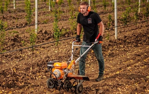 VILLAGER motorna kopačica VTB 8421 PRIME, 5,2kW, 3600 o/min., 212 cm3, 65kg