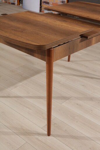 Proširivi stol za blagovaonicu, Barok