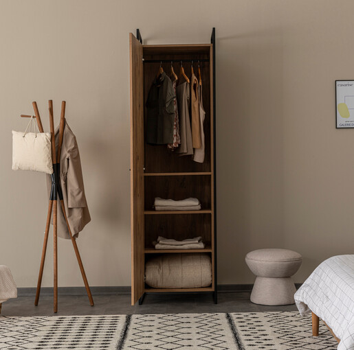 Garderoba, Atlantski bor, Dynamic Takım - 1