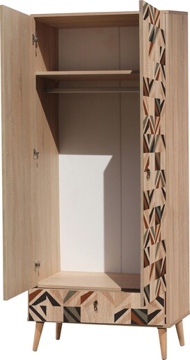 Garderoba, Višebojno, City Triangle