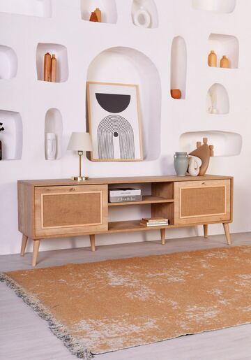 Stalak za televizor, Jüt 180