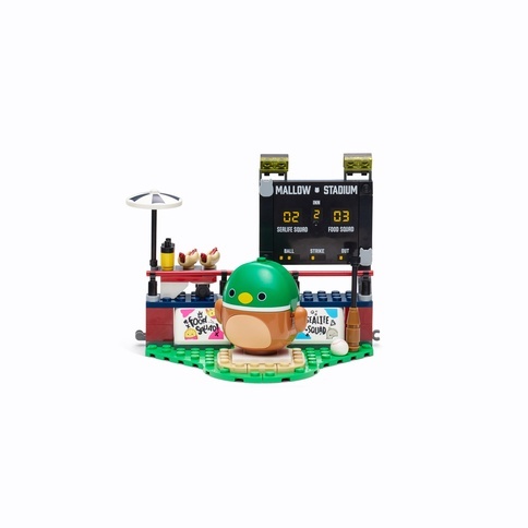 Squishmallows Building set Avery’s Ball Game s figurom Avery