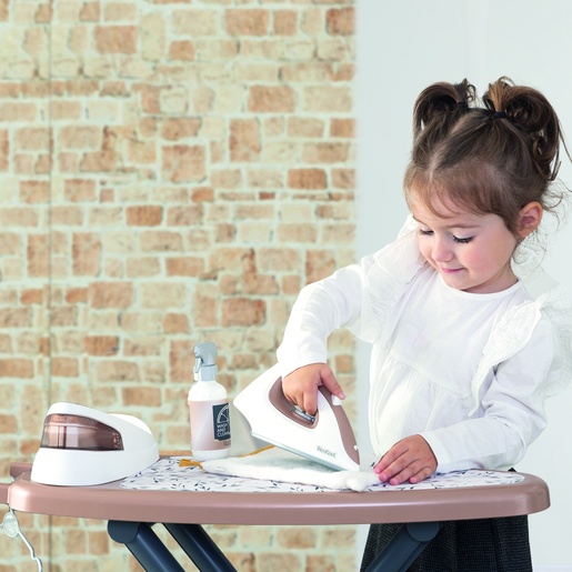 SMOBY daska za glačanje s glačalom i dodacima 330125