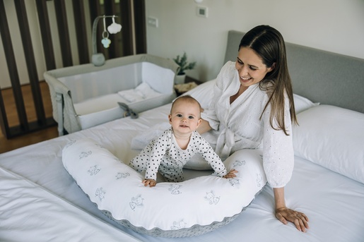 Bubaba BY FreeON jastuk za trudnicu i dojilju sivi slonić