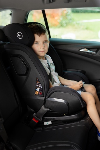 FreeON autosjedalica i-Size 76-150 cm Maxim black