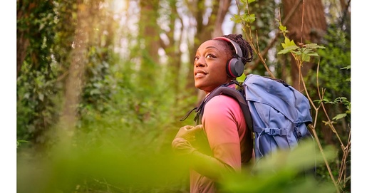 Philips solarne bežične on-ear slušalice TAA6219BK, crne