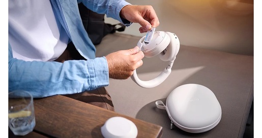 Philips bežične over-ear slušalice TAH8000EW, bijele