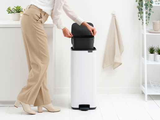 Brabantia Bo kanta s pedalom, 30 l, bijela