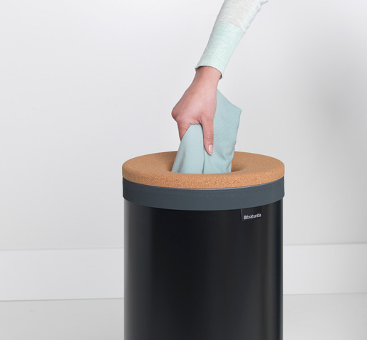 Brabantia kanta za rublje, 35 l, pluteni poklopac, mat crna