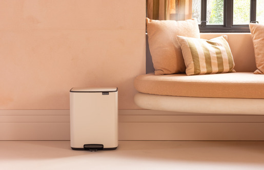 Brabantia Bo kanta s pedalom, 12 l, bež