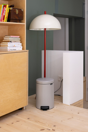 Brabantia NewIcon kanta s pedalom, 12 l, siva