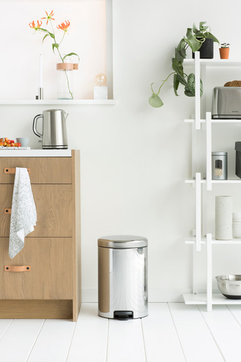 Brabantia NewIcon kanta s pedalom, 20 l, sjajni čelik