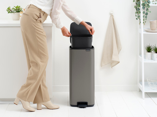 Brabantia Bo kanta s pedalom, 30 l, platina