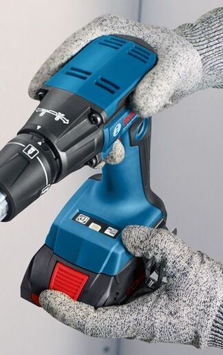 BOSCH Professional akumulatorski odvijač PRO GTB 18V-45, 5.2 Nm, 18V + bit izvijača + držač bitova + L-BOXX