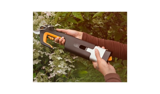 FISKARS akumulatorske vrtne škare ePrunerL, 12V Li-ion, 4.0Ah, brushless, za grane do 30 mm, solo alat