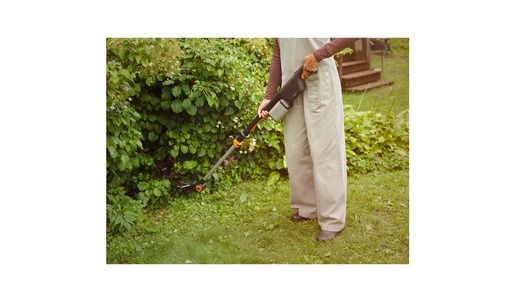 FISKARS akumulatorske teleskopske škare za grane eLopper, 12V Li-ion, 4.0Ah, brushless, okretna glava, za grane do 32 mm, visina 3.4 m, solo alat