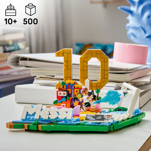 LEGO® Editions Lionel Messi – nezaboravni nogometni trenuci 43011