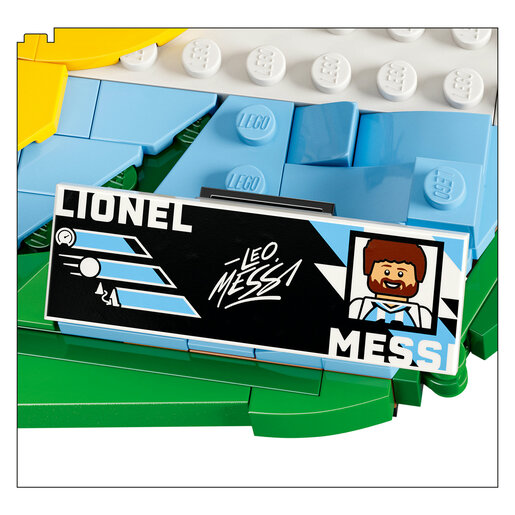 LEGO® Editions Lionel Messi – nezaboravni nogometni trenuci 43011