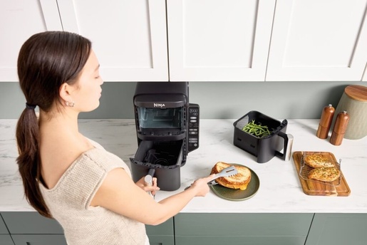 Ninja friteza SL300EU Foodie Double Stack 6u1, crna
