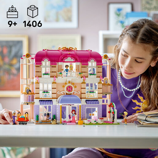 LEGO® Friends Hotel Grand u Heartlake Cityju 42704