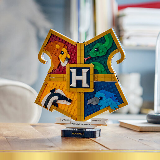 LEGO® Harry Potter™ Grb škole Hogwarts™ 76462