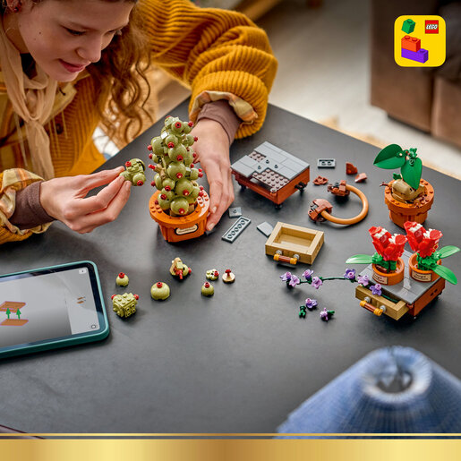 LEGO® Harry Potter™ Biljke za Travarstvo u školi Hogwarts™ 76474