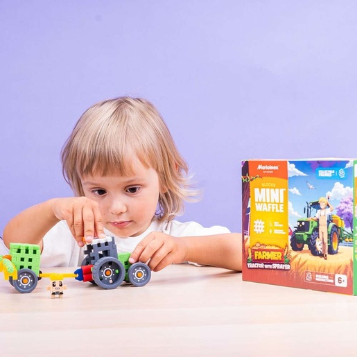 Marioinex Mini Waffle Farmer 50 kom, Tractor with Sprayer