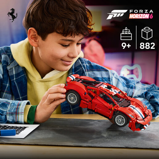 LEGO® Technic Automobil Ferrari 488 Pista 42235