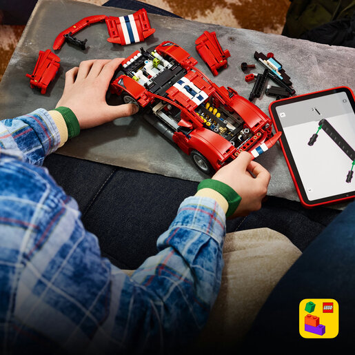 LEGO® Technic Automobil Ferrari 488 Pista 42235