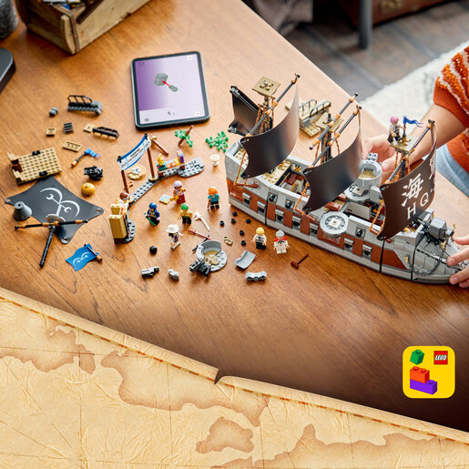 LEGO® ONE PIECE Garpov pomorski ratni brod 75646